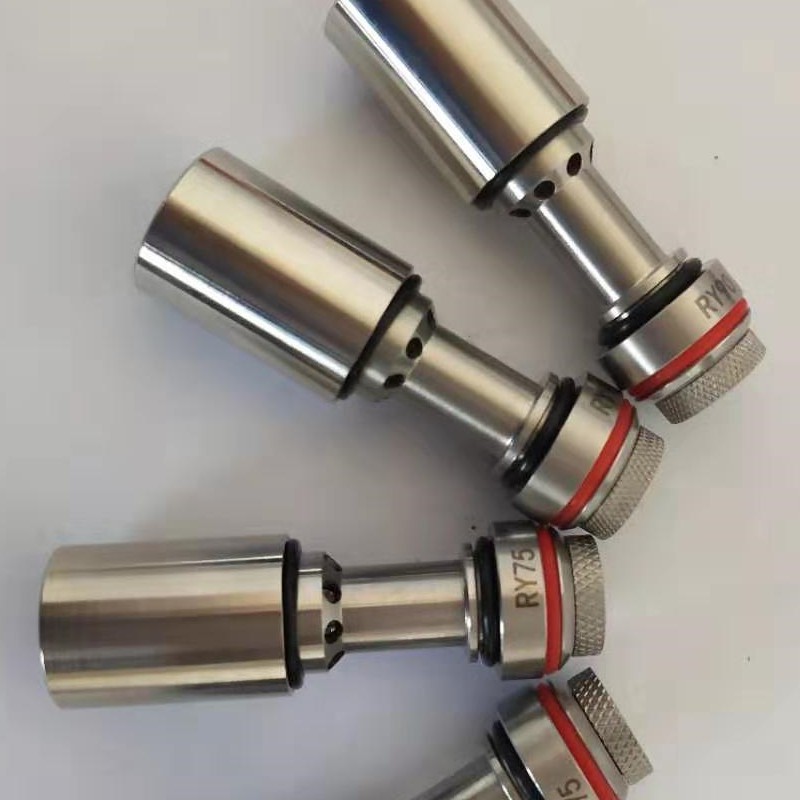 無錫市榮躍紡機(jī)專件廠 噴水織機(jī)配件噴嘴如何選